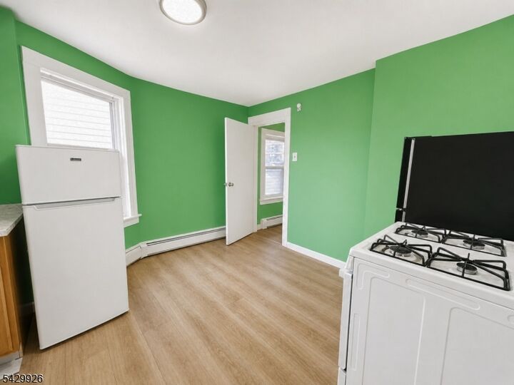 Property Photo:  276 Atlantic St  NJ 07503 