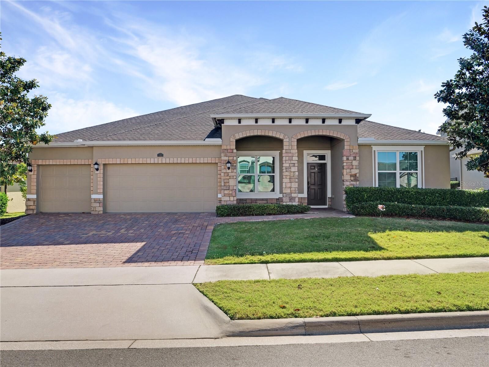 Property Photo:  15002 Ozzi Street  FL 34787 