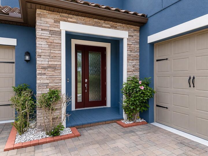 Property Photo: 29527 Picana Lane FL 33543