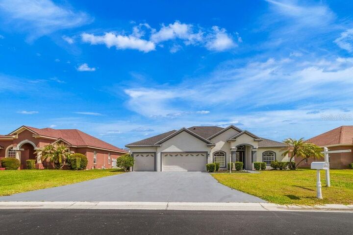 Property Photo:  258 Terranova Boulevard  FL 33880 