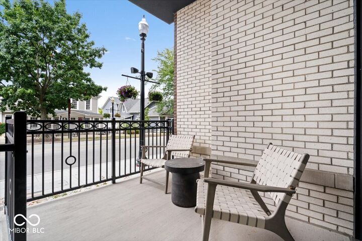 Property Photo:  41 N Rangeline Road Unit 3  IN 46032 