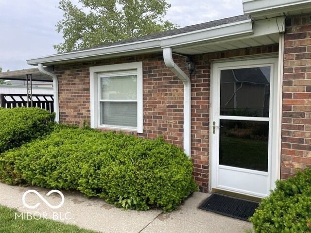 Property Photo:  2755 Prosperity Drive  IN 47201 