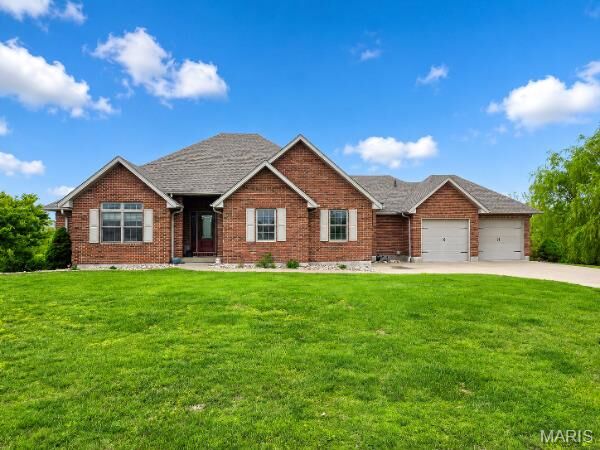 Property Photo: 2 Thornaby Road MO 63401