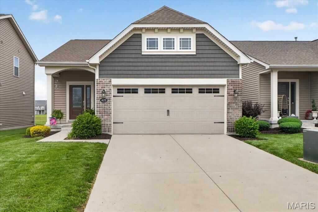 Property Photo:  420 Copperfield Court  MO 63301 