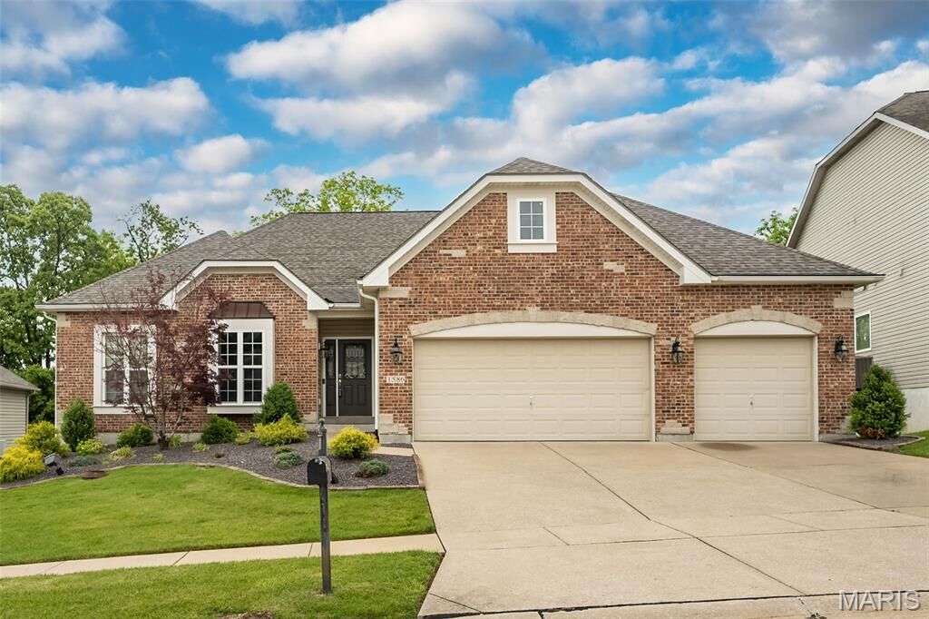 Property Photo: 1586 Heritage Valley Drive MO 63049