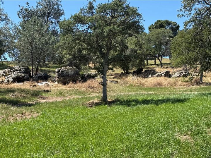 Property Photo:  958 N Kings Canyon Court  CA 93614 