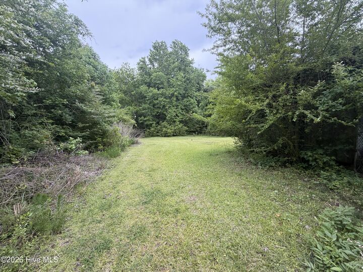 Property Photo: 678 Hunters Creek Road NC 28555