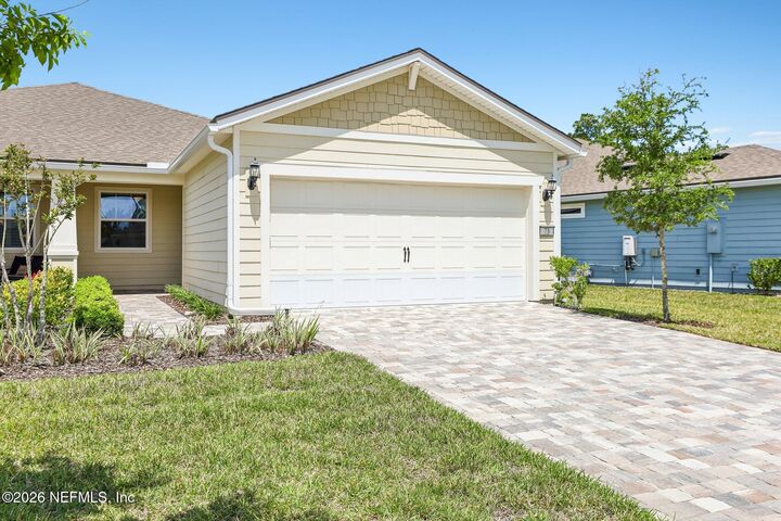 Property Photo:  73 Curved Bay Trail  FL 32081 