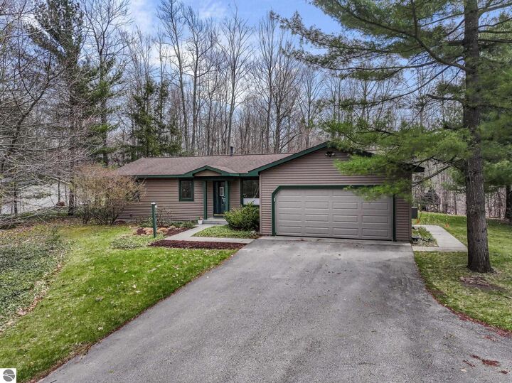 Property Photo:  9375 Amidon Drive  MI 49684 