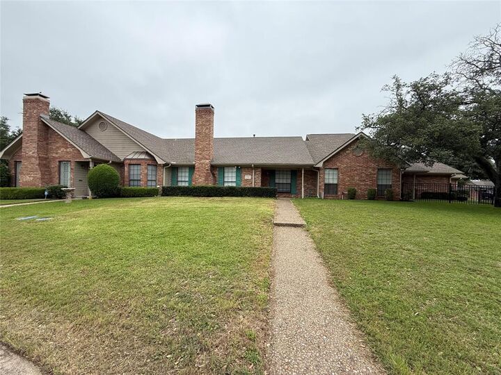 Property Photo: 503 Lexington Drive TX 75110
