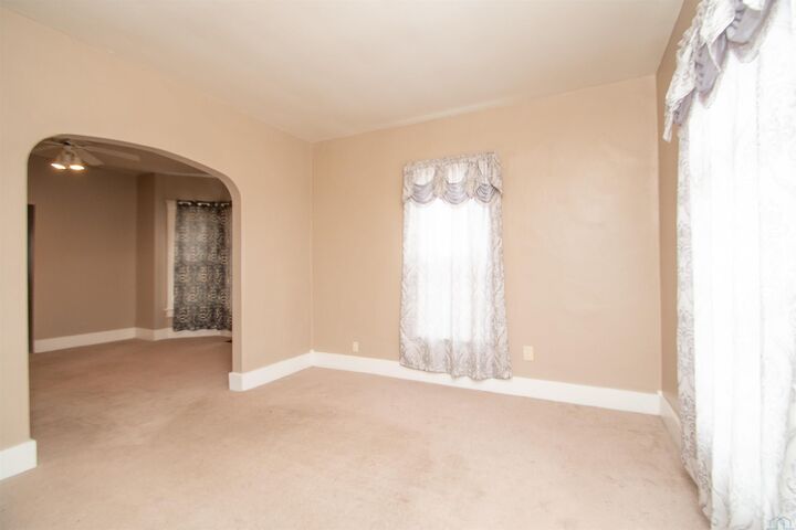 Property Photo:  458 John St  IA 51103 
