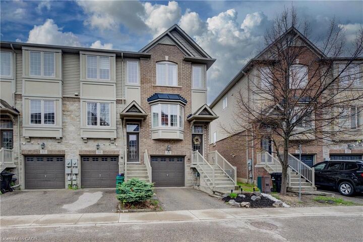 Property Photo:  342 Mill Street 19  ON N2M 0A5 