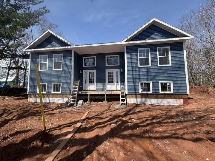 25 Riverside Drive — photo 1