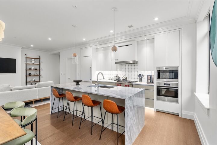 Property Photo:  45 Temple St 102  MA 02114 