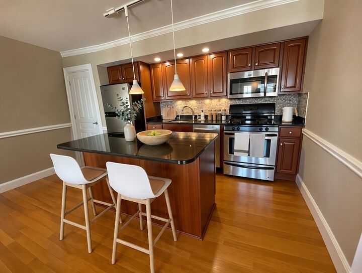 Property Photo: 366 Dorchester Street 4 MA 02127