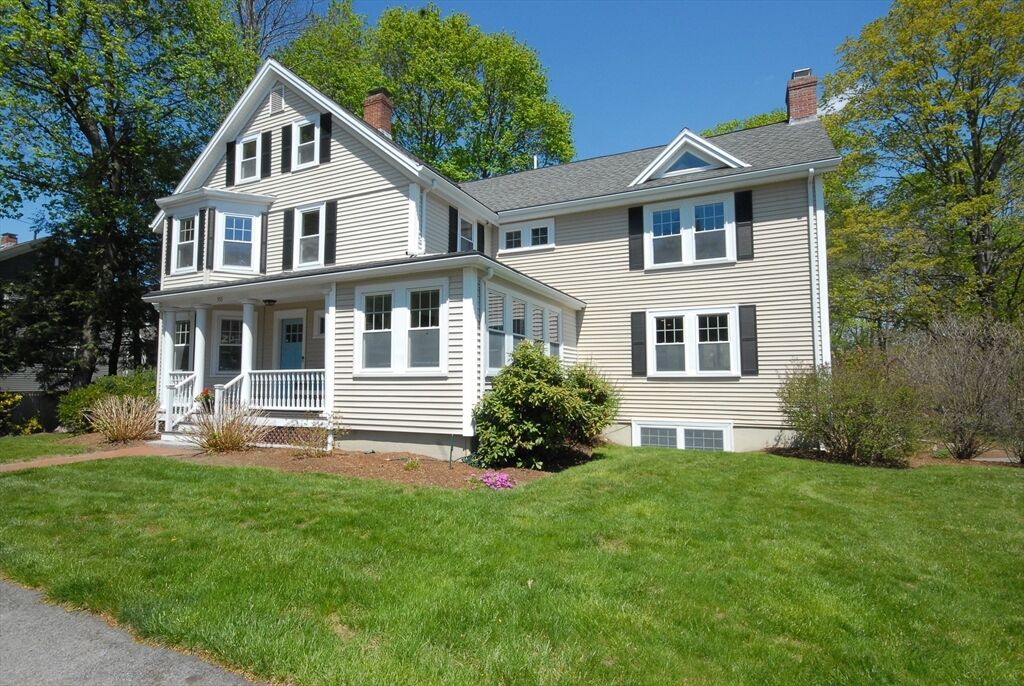 Property Photo:  353 Thoreau St  MA 01742 
