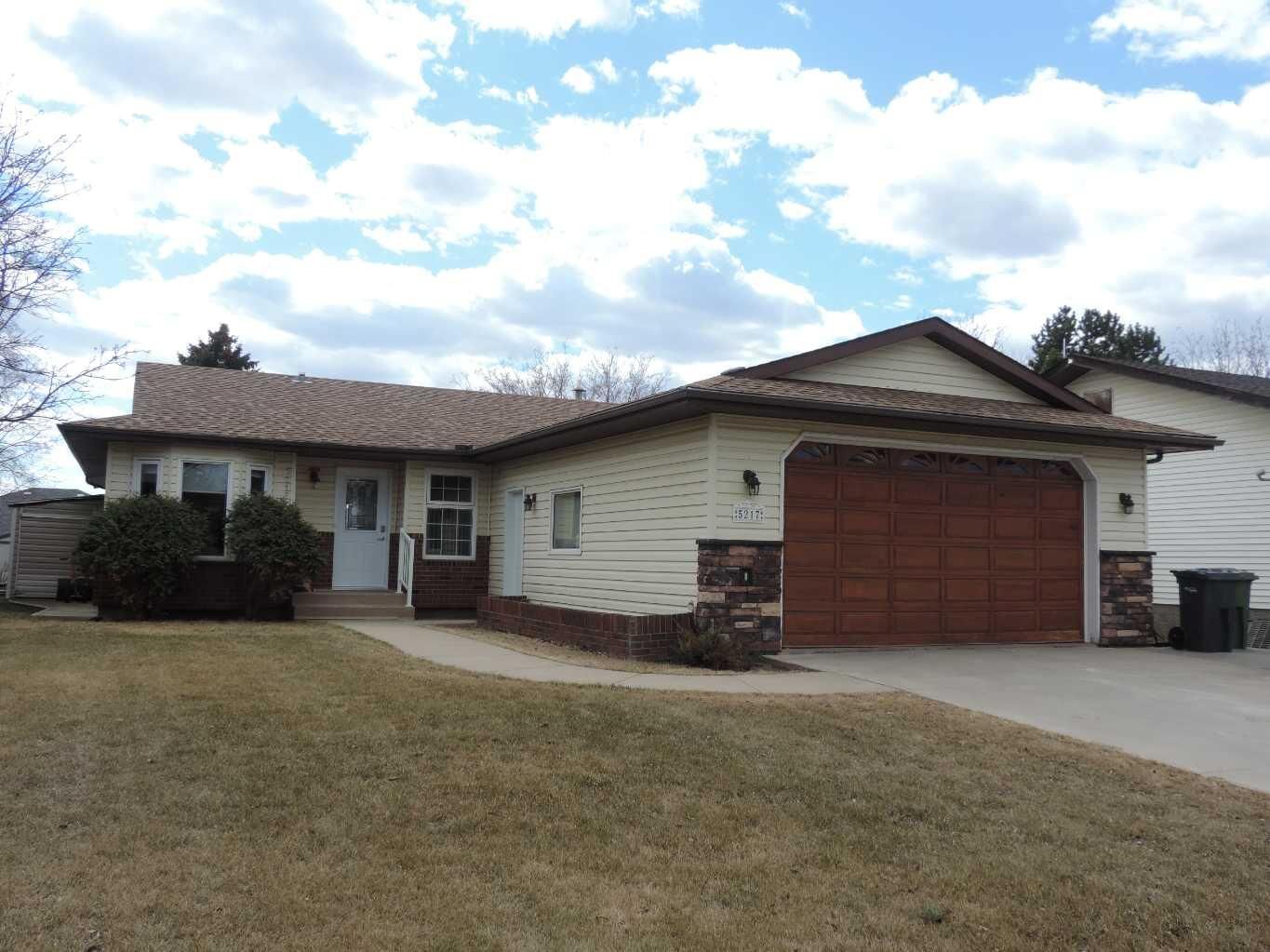 Property Photo:  5217 46 Avenue  AB T0C 2J0 