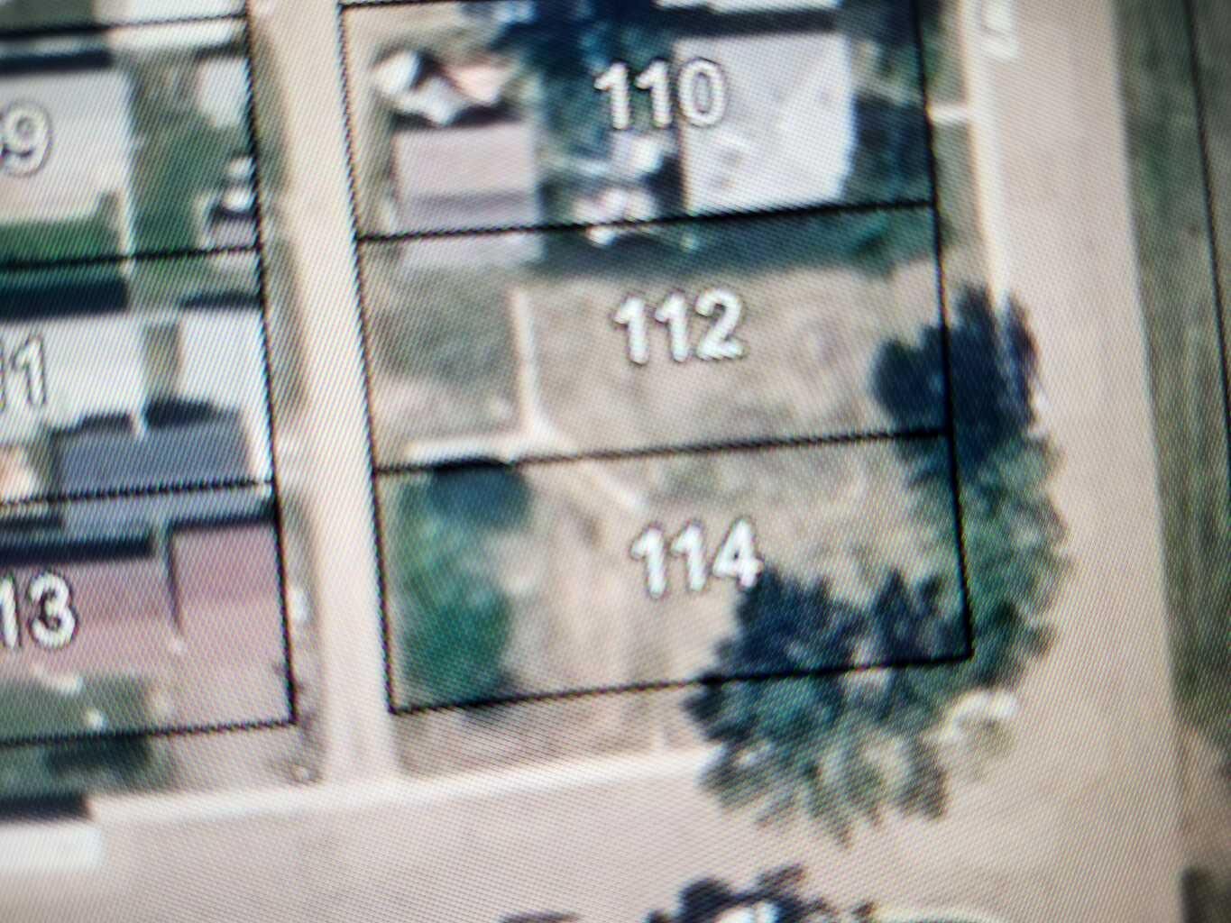 Property Photo: 112 Railway Avenue S AB T0J 2B0