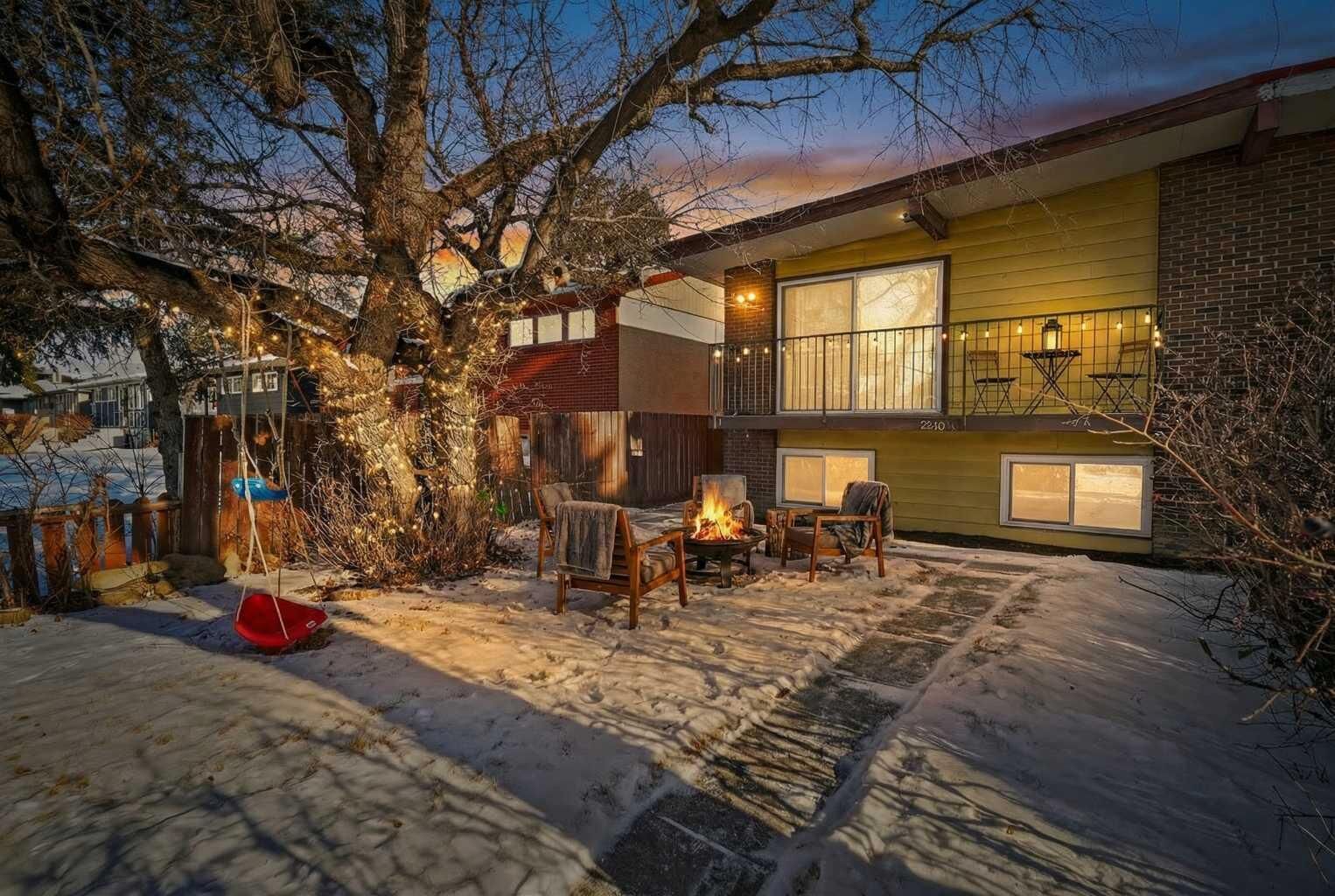 Property Photo:  2240A 43 Street SE  AB T2B 1H5 