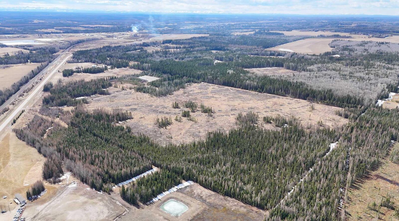Property Photo: 53428 Range Road 170 AB T7E 1V7