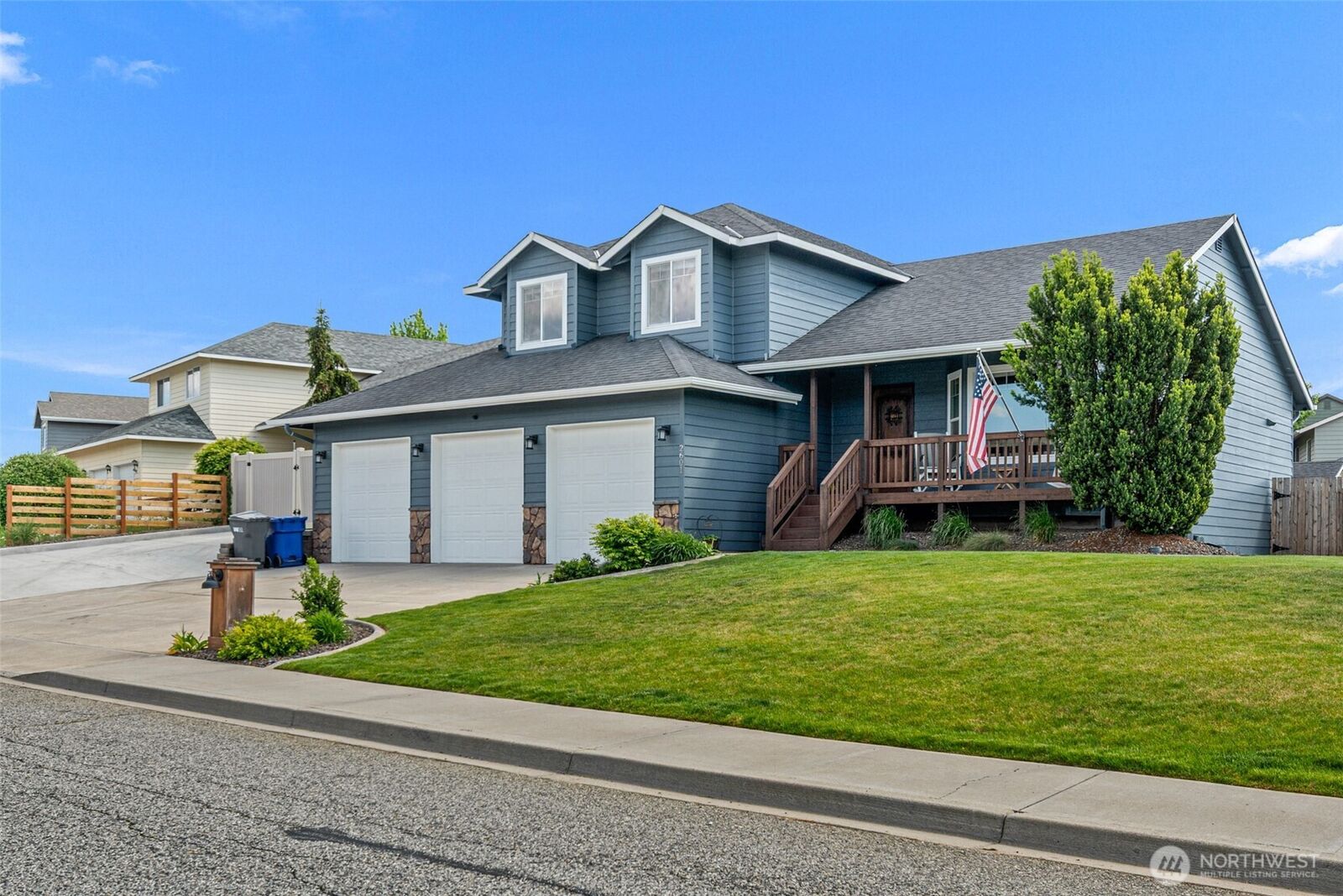 Property Photo:  2601  Aviation Dr  WA 98802 