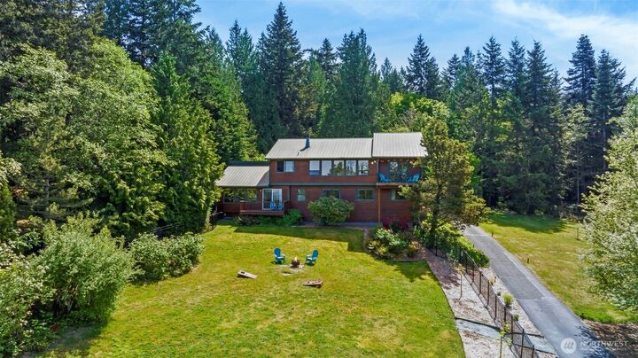 Property Photo:  532  Whitecap Road  WA 98229 