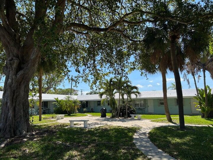 Property Photo:  3801 NE 22nd Terrace 5  FL 33064 