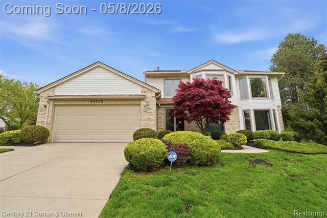Property Photo:  44775 Dunbarton Court  MI 48375 