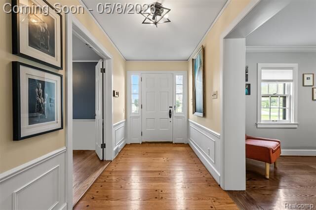 Property Photo:  3937 Englewood Court  MI 48323 