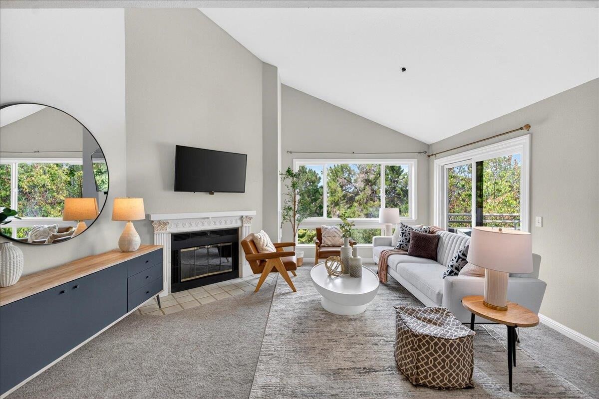 Property Photo: 1271 Poplar 406 CA 94086