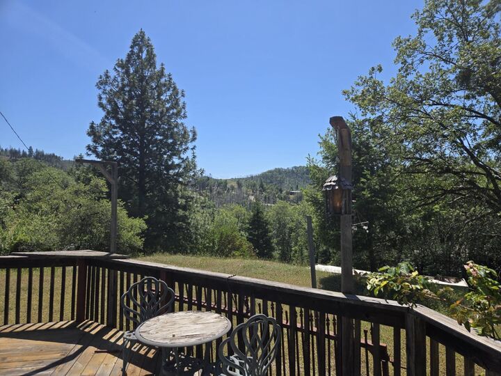 Property Photo:  18850 Herman Way  CA 96051 
