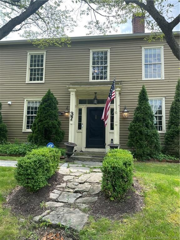 Property Photo:  37 Dodgingtown Road 37B  CT 06470 