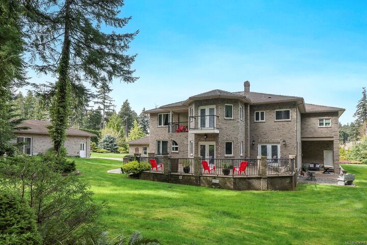 1781 Thurber Rd — photo 1