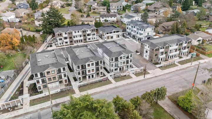 4201 Tyndall Ave #4201 — photo 1