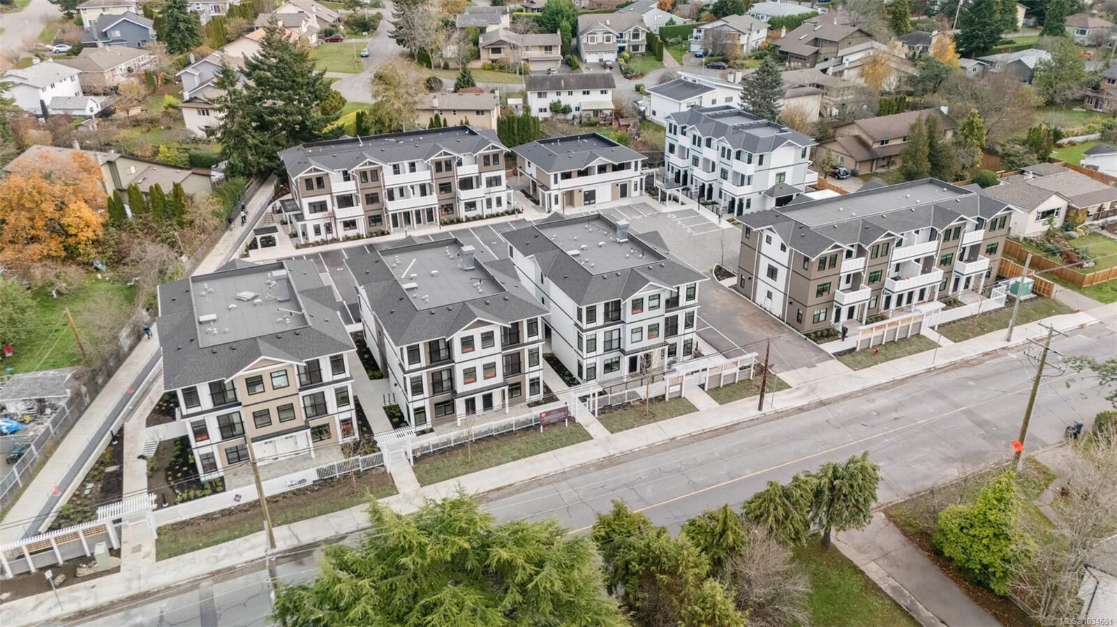 Property Photo: 4201 Tyndall Ave #4201 BC V8N 0C4