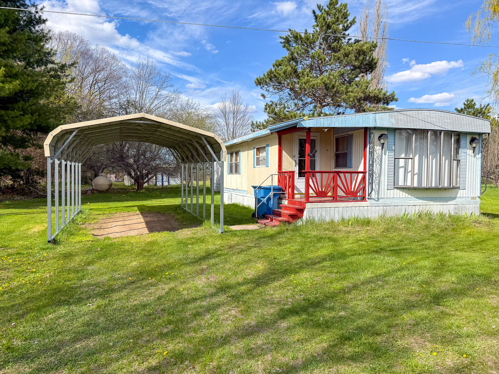 Property Photo:  612 Michelson Road  MI 48629 