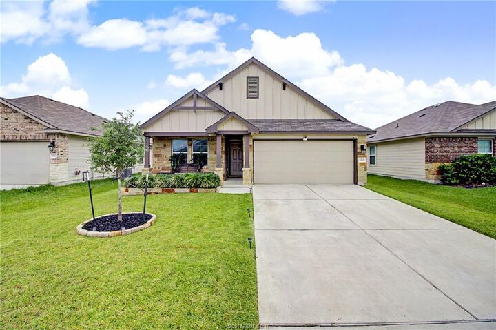 Property Photo: 1968 Taggart Trail TX 77807