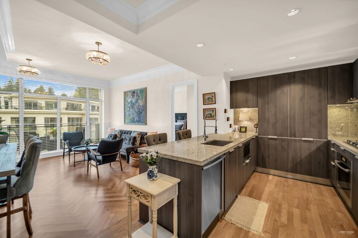 568 Waters Edge Crescent 403 — photo 1