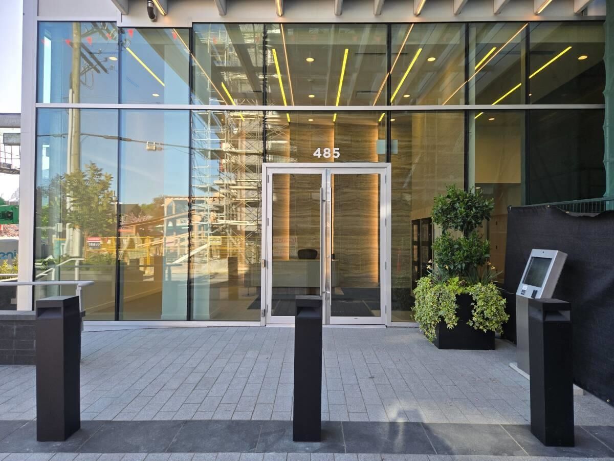 Property Photo: 485 W 42nd Avenue 2505 BC V5Y 0R6