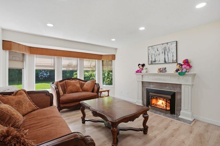 Property Photo: 11142 85A Avenue BC V4C 7C8