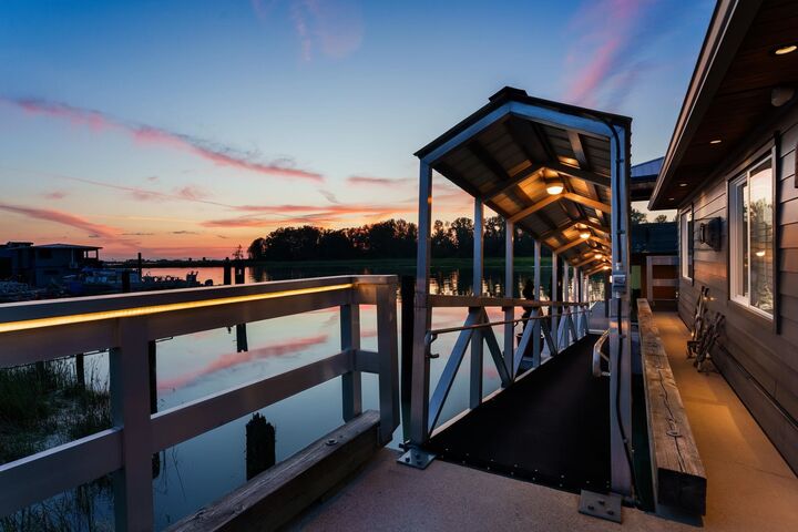 Property Photo: 4379 W River Road BC V4K 1R9