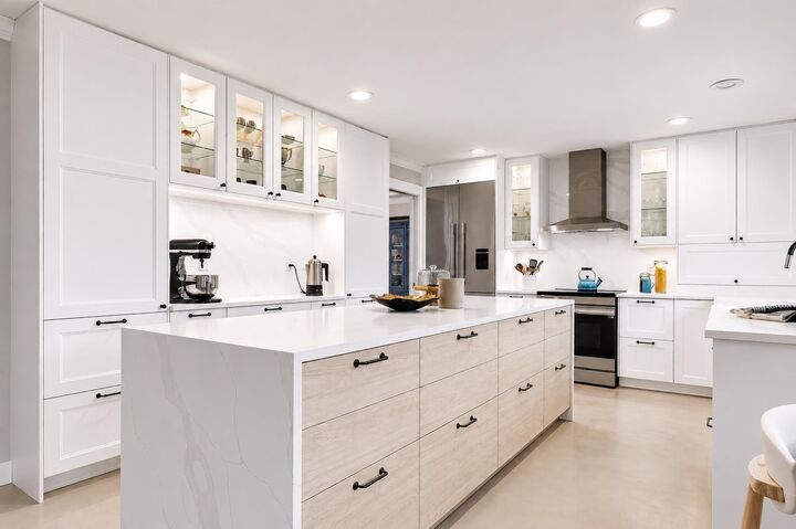 209 Ravine Drive — photo 1