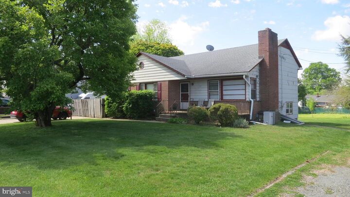 Property Photo:  79 Ewingville Road  NJ 08638 