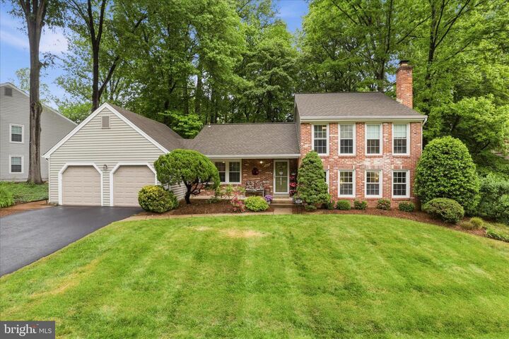 Property Photo:  5967 New England Woods Drive  VA 22015 