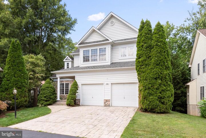 Property Photo:  2202 Sarah Woods Court  VA 22182 