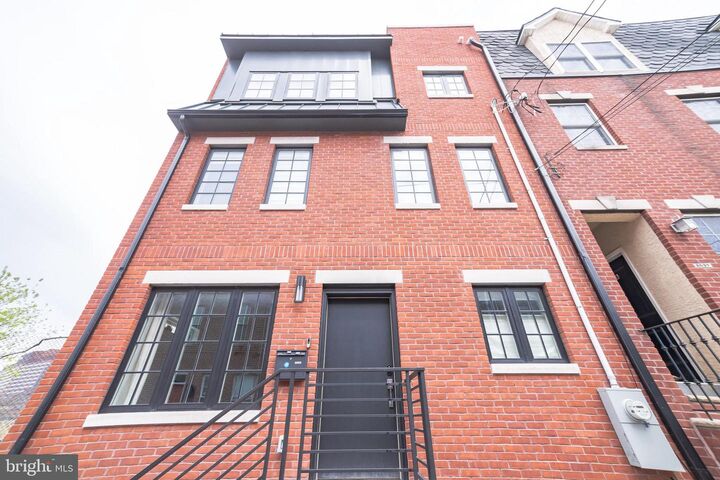 Property Photo:  2639 Catharine Street  PA 19146 
