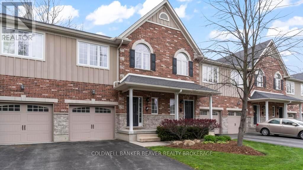 Property Photo:  65 Orchard Street 11  ON N6J 2R4 