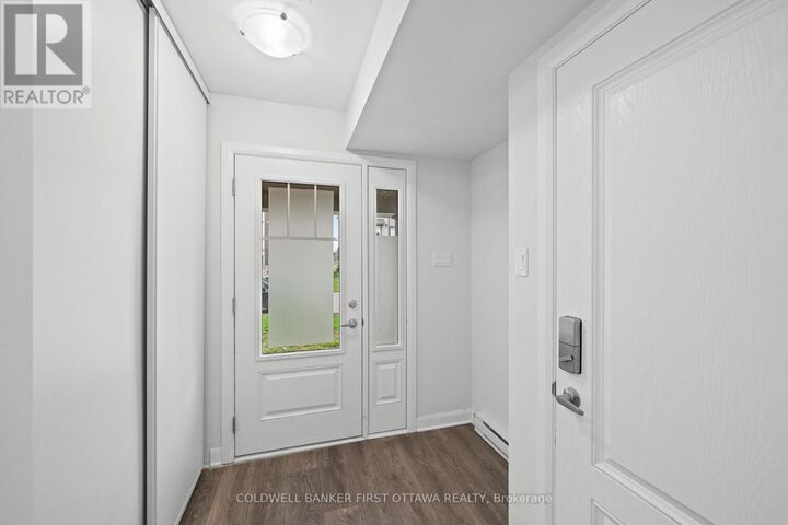 Property Photo:  511 Clemency Crescent  ON K2J 6R7 