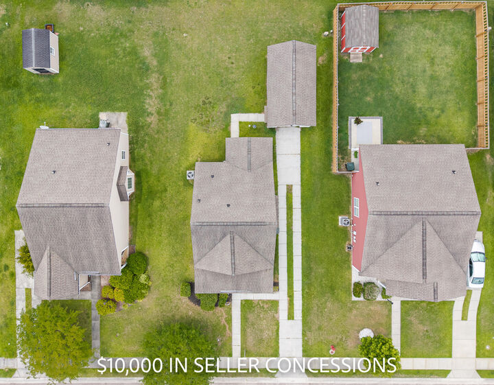 Property Photo: 213 Killarney Trail SC 29461