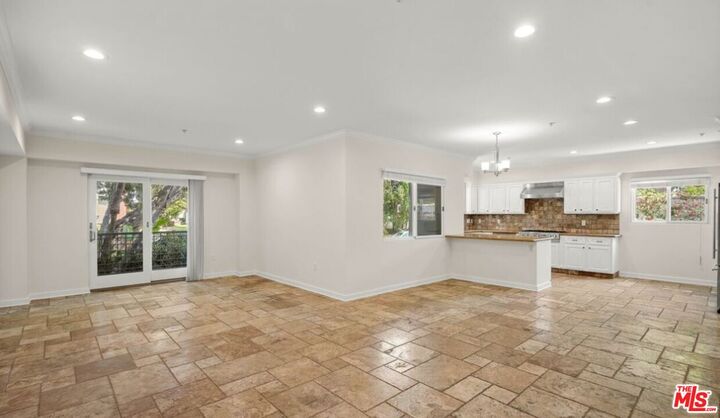 Property Photo:  10616 Kinnard Ave  CA 90024 